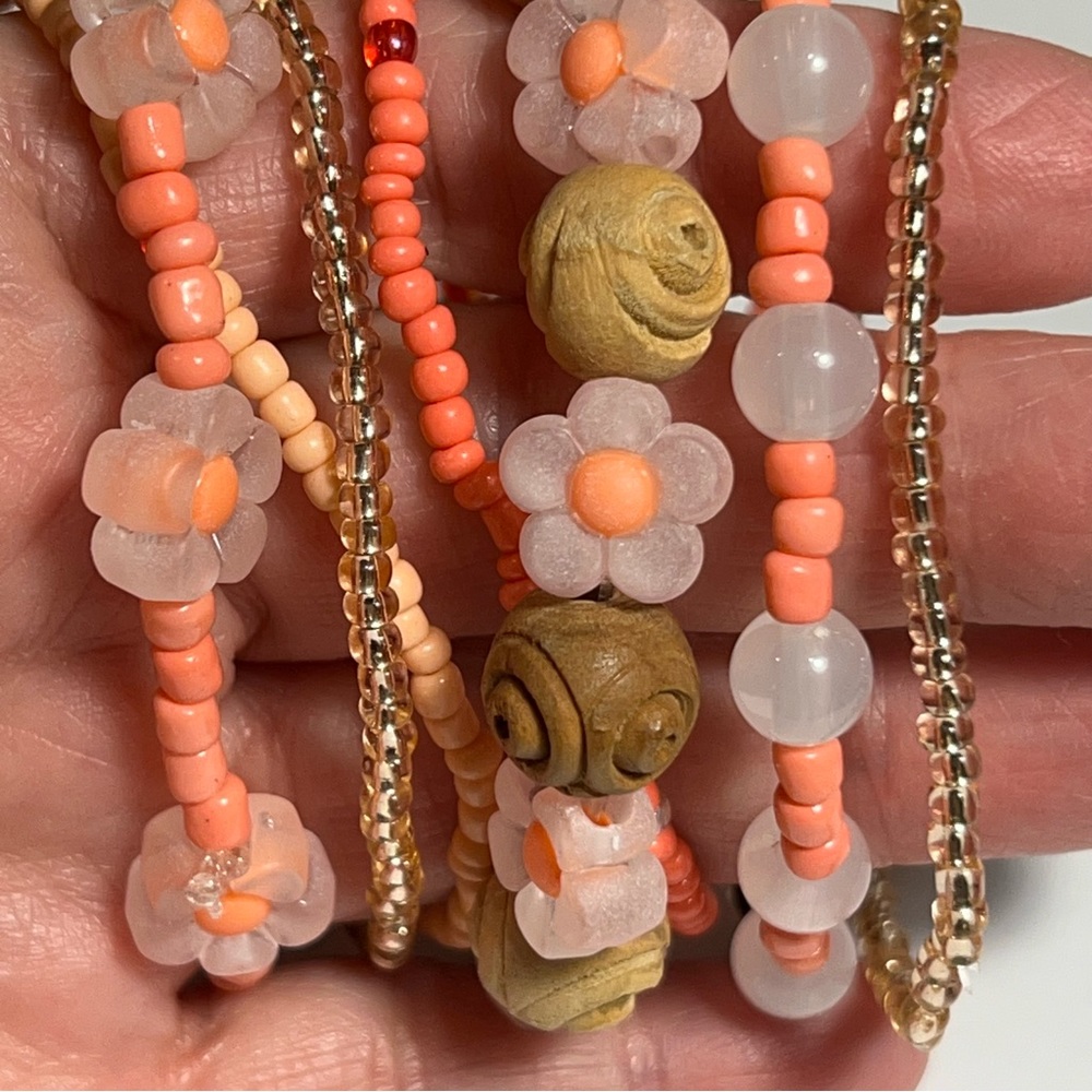 Bracelets 7 handmade beaded stretchy stackable bracelets creamy orange gold - Picture 2 of 5